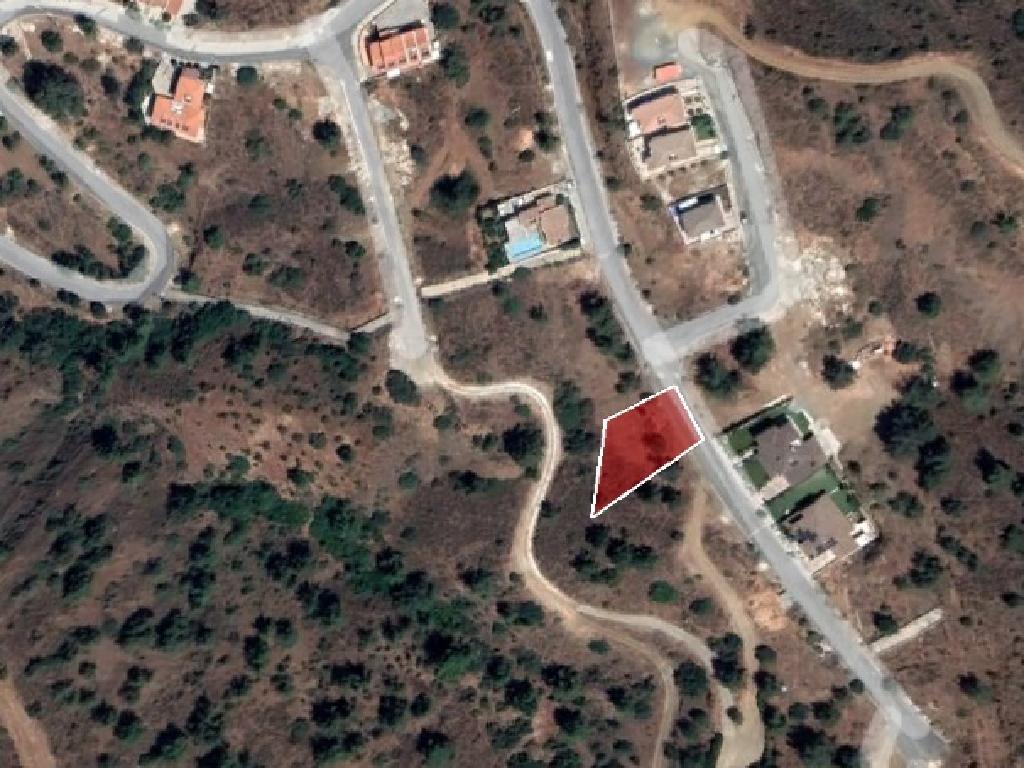 RESIDENTIAL PLOT EVRYCHOU 680m2 image 2