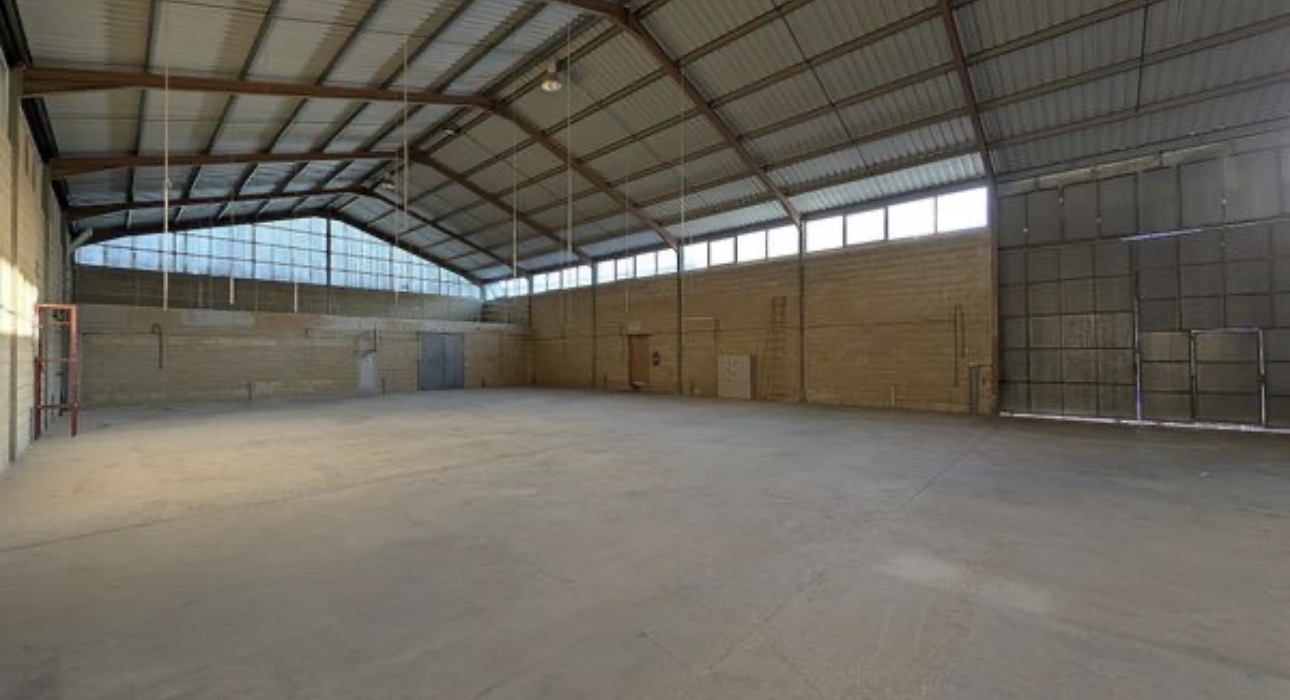 Industrial warehouse in Ergates Industrial Area, Nicosia image 4