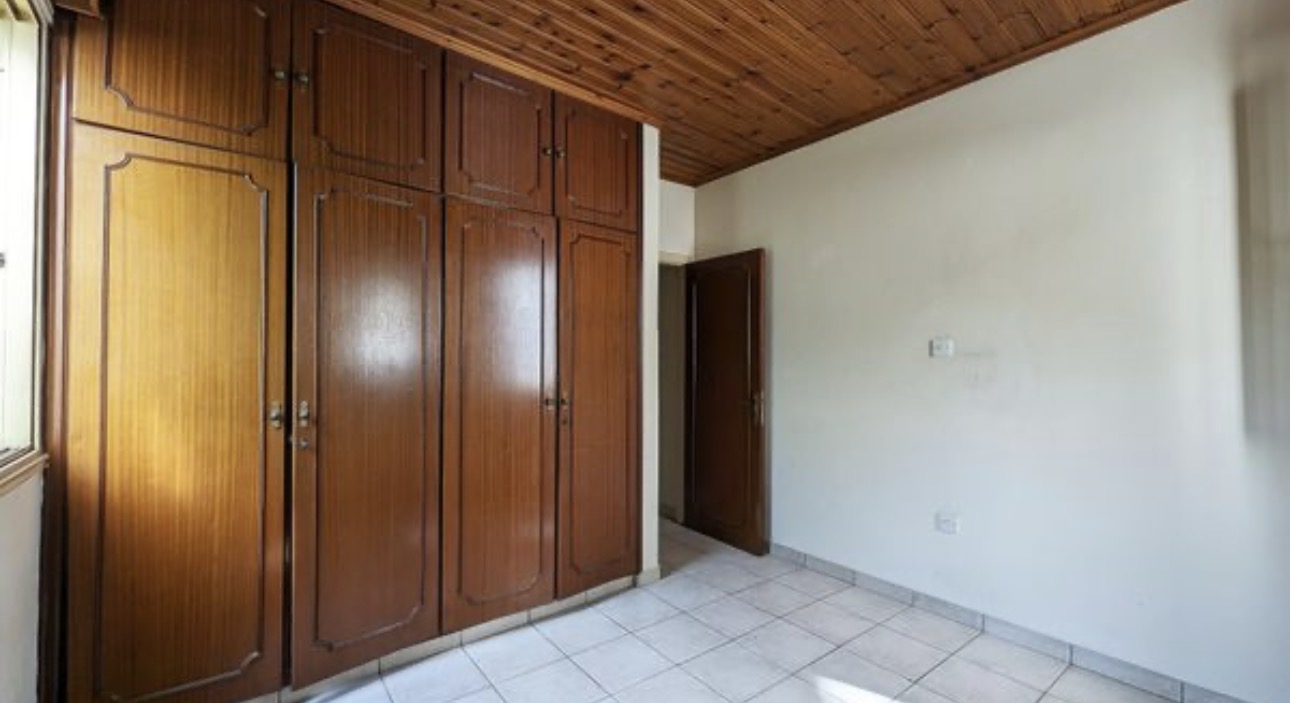 Mixed use building in Chryseleousa, Strovolos, Nicosia image 9