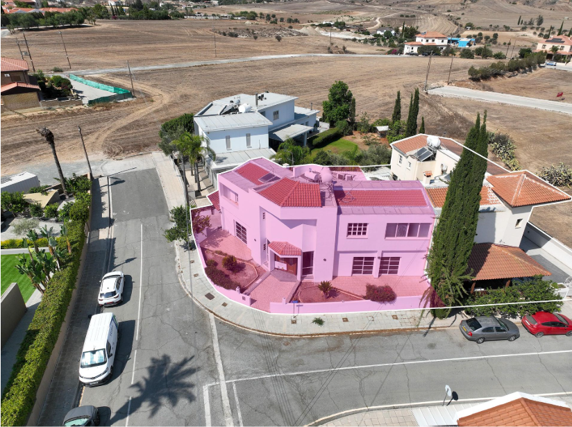 4-Bedroom Semi-Detached House - Pano Deftera, Nicosia image 10
