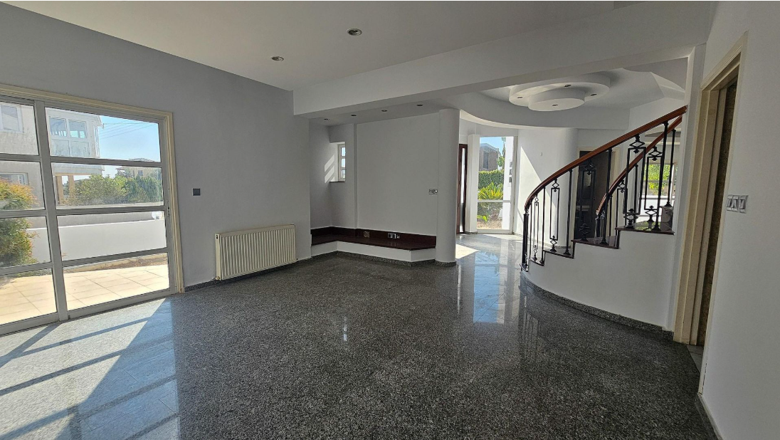 4-Bedroom Semi-Detached House - Pano Deftera, Nicosia image 14