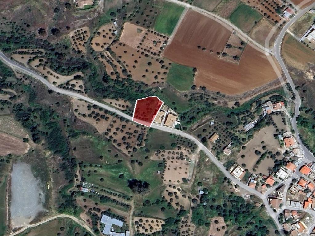 Residential Field in Kalo Chorio (Oreinis), Nicosia District image 4