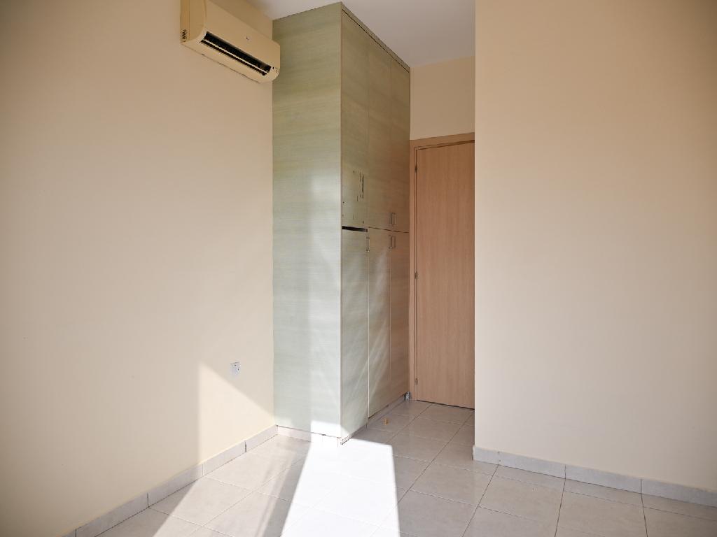 3-bedroom Maisonette image 7