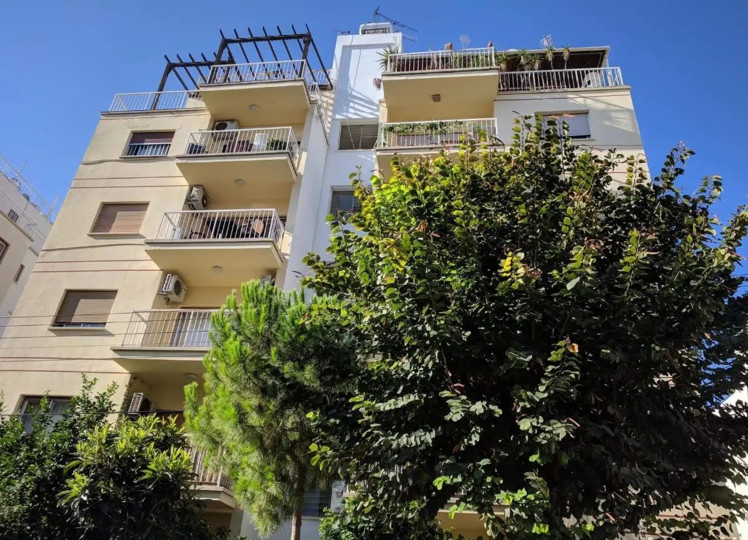 Two-Bedroom Apartment - Acropoli, Nicosia image 4