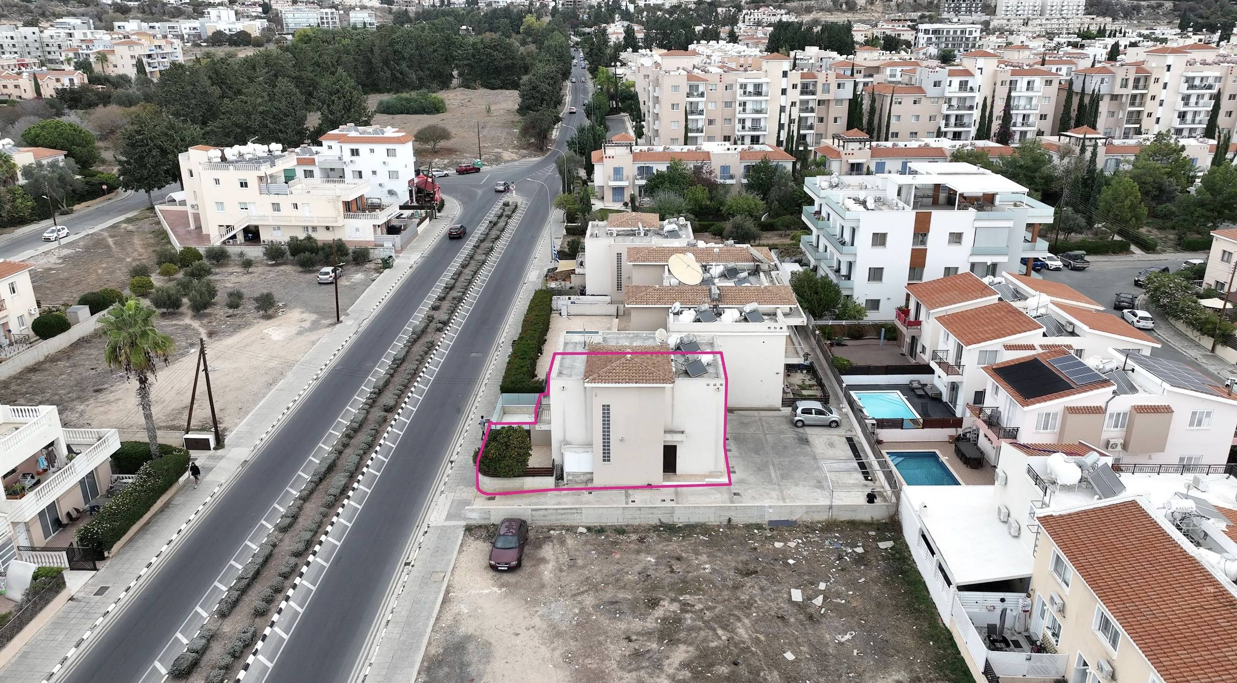 Two-storey, semi detached house image 4