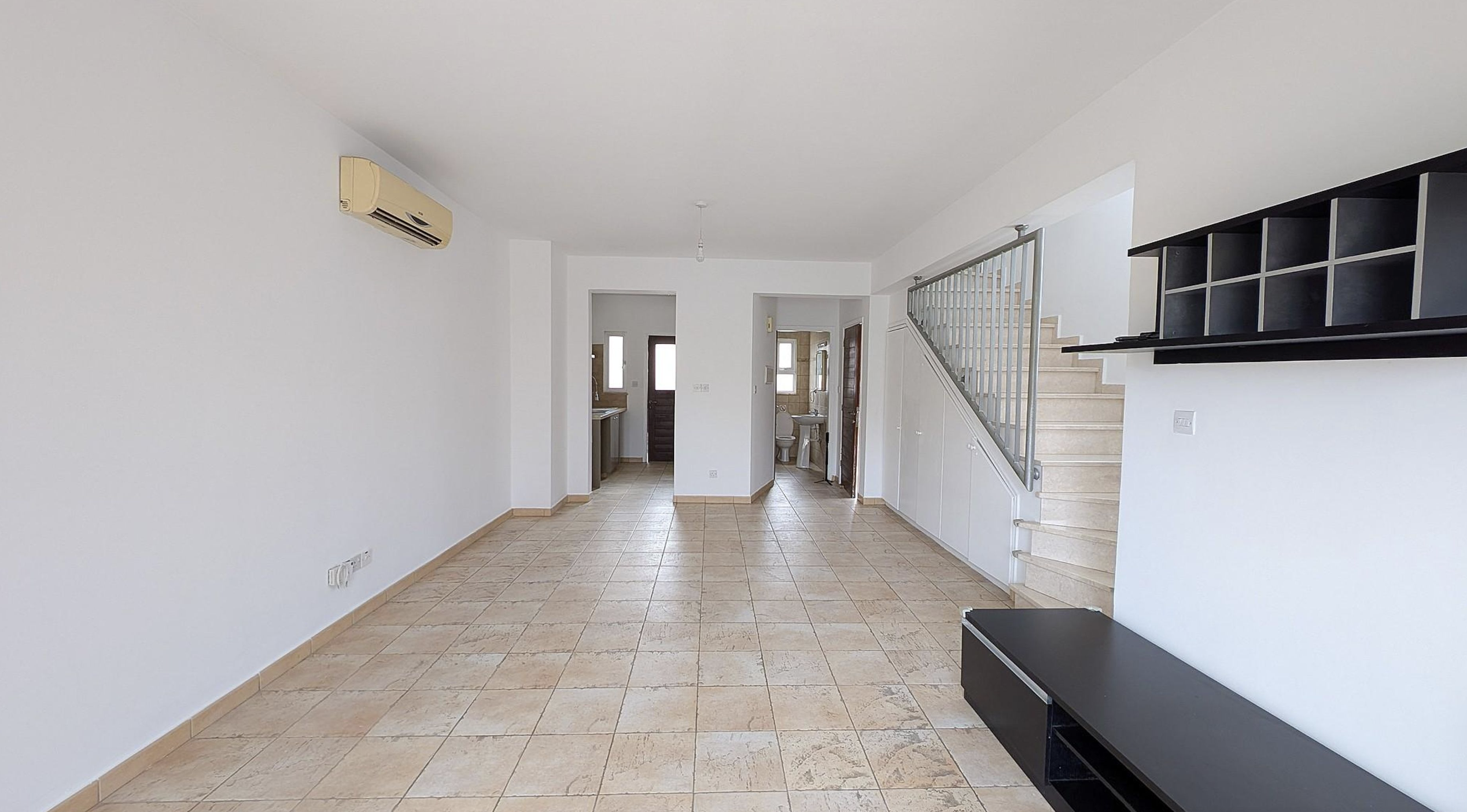 Two-storey, semi detached house image 14