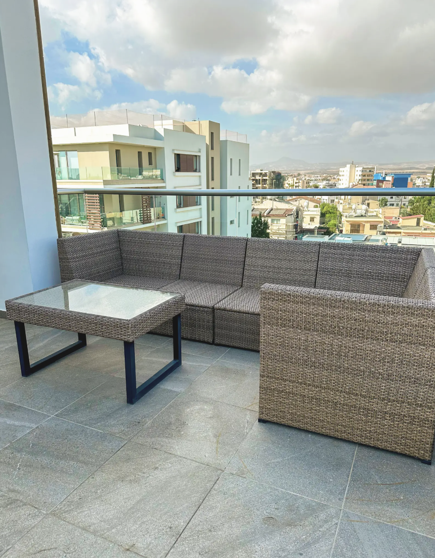 3-bedroom penthouse image 11