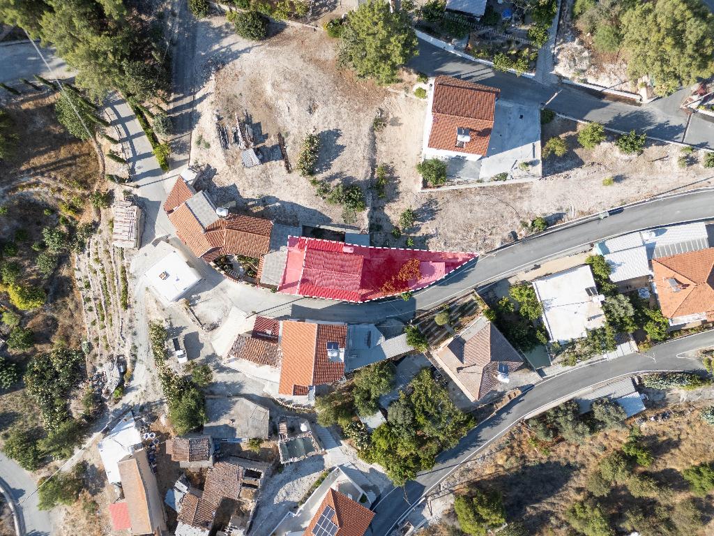 Old House - Kato Moni