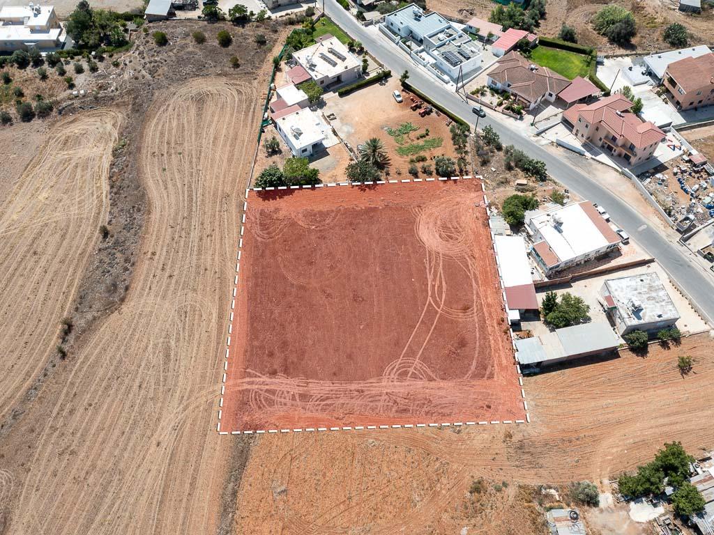 Residential Field for Sale - Paleometocho, Nicosia District