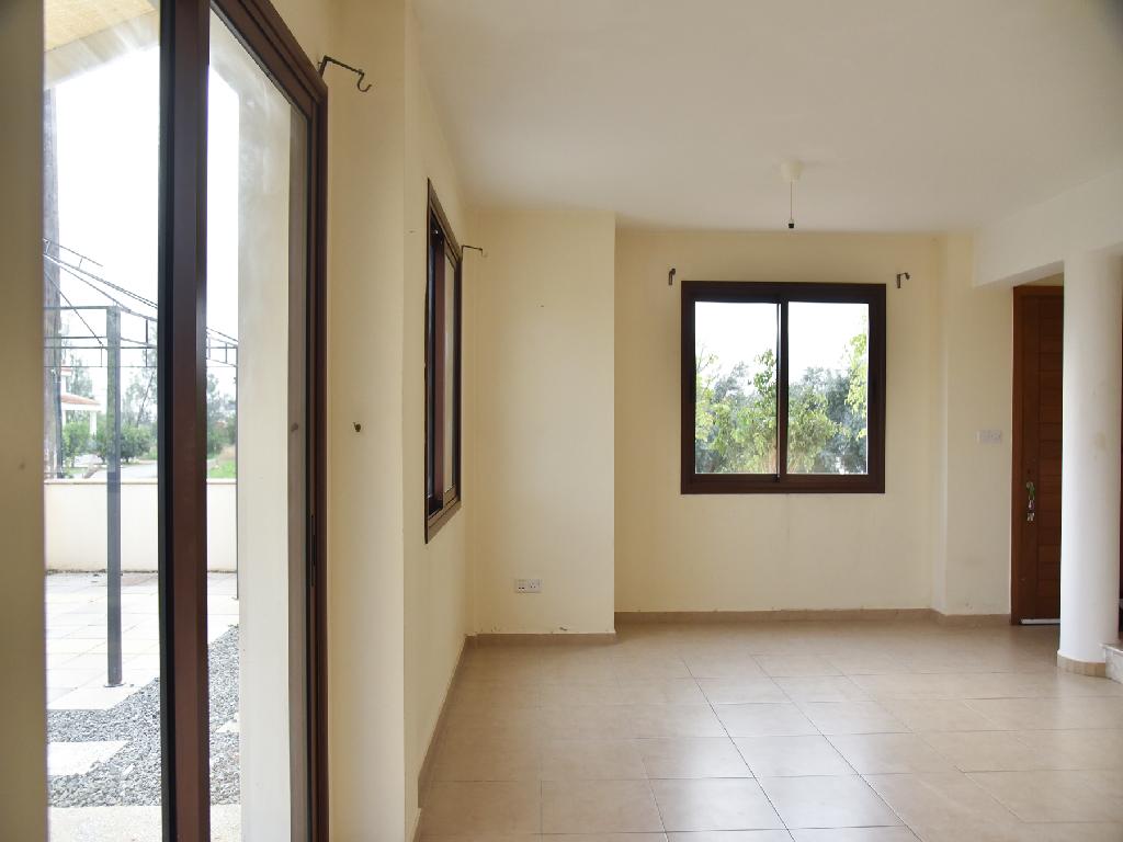 Προς Πώληση: Κατοικία 2 Υπνοδωματίων στην Κοινότητα Περβολιών, Λάρνακα image 7