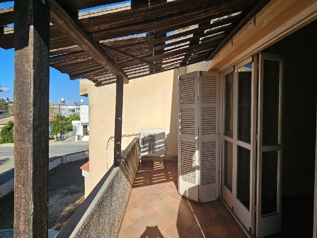Four-Bedroom Detached House , Pano Deftera, Nicosia image 4