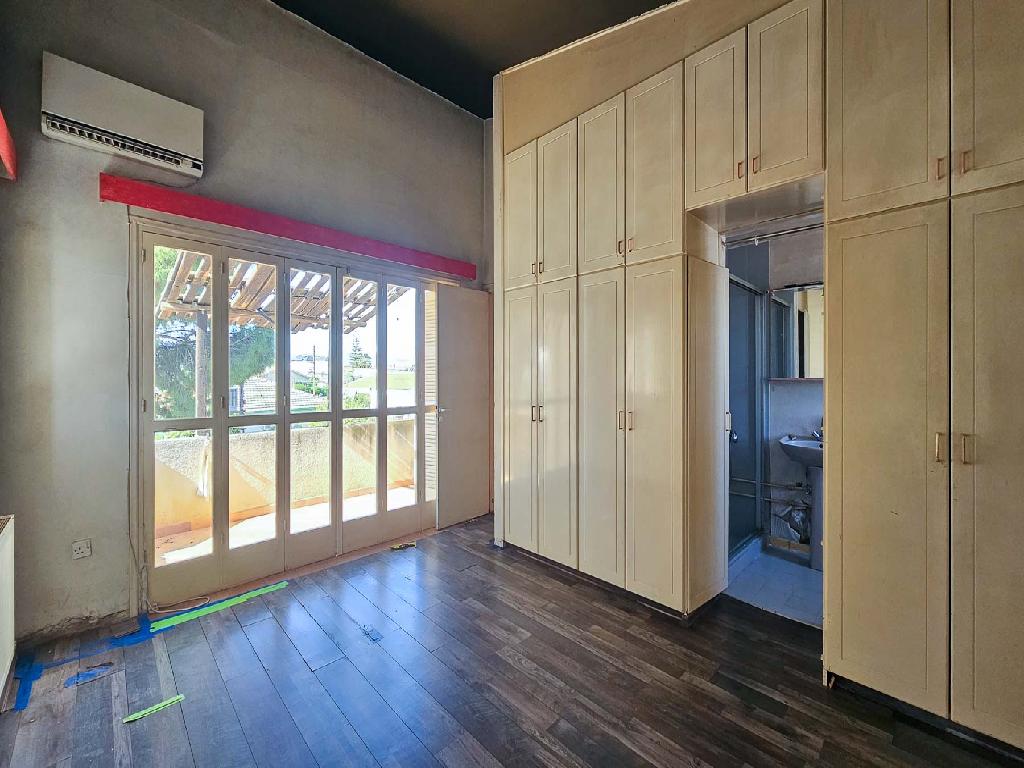 Four-Bedroom Detached House , Pano Deftera, Nicosia image 13