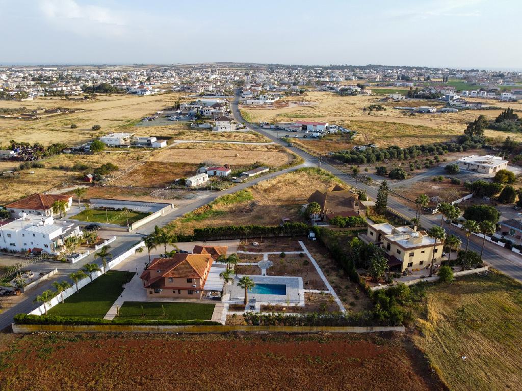 Detached 4-Bedroom House - Xylofagou, Larnaca image 8