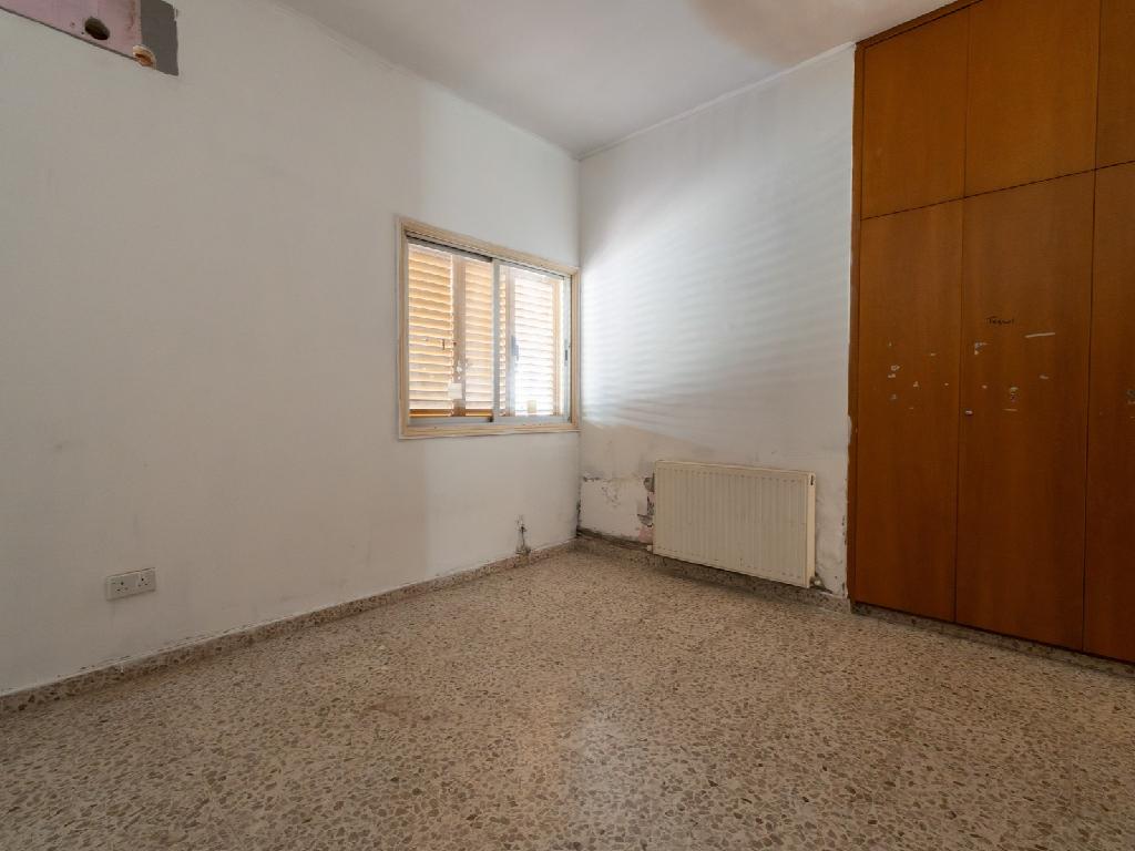 Ground Floor 3-Bedroom House in Aglantzia, Nicosia image 28