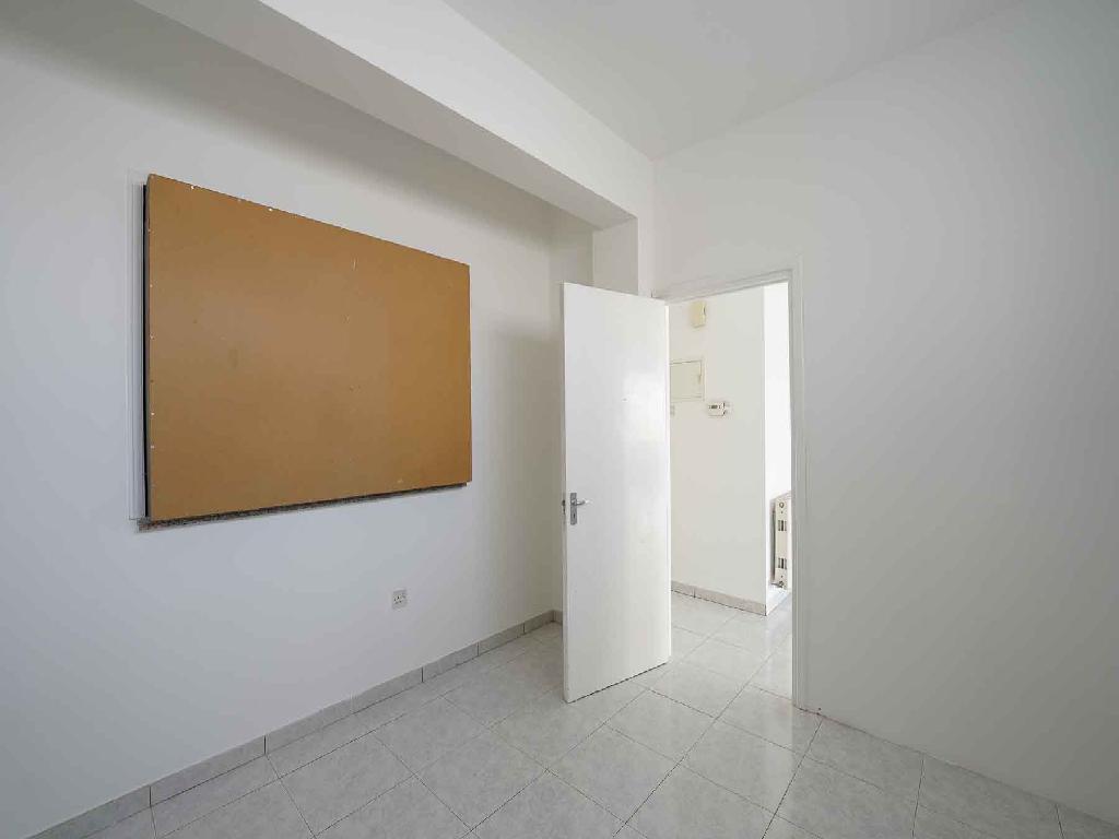 Προς Πώληση: Ανεξάρτητη Κατοικία 4 Υπνοδωματίων στην Ενορία Αγίου Βασιλείου, Στρόβολος, Λευκωσία image 21