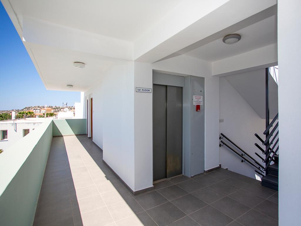 Two-Bedroom Apartment - Peyia, Paphos image 9