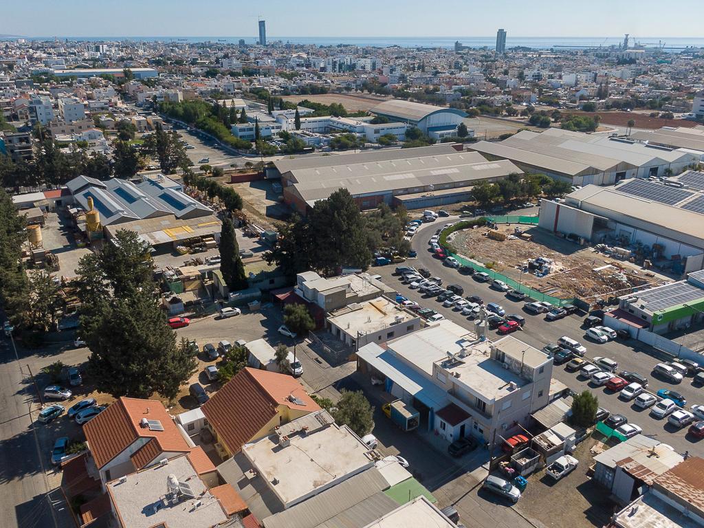 Building for Sale (½ Eastern Share) - Kato Polemidia, Limassol District image 2