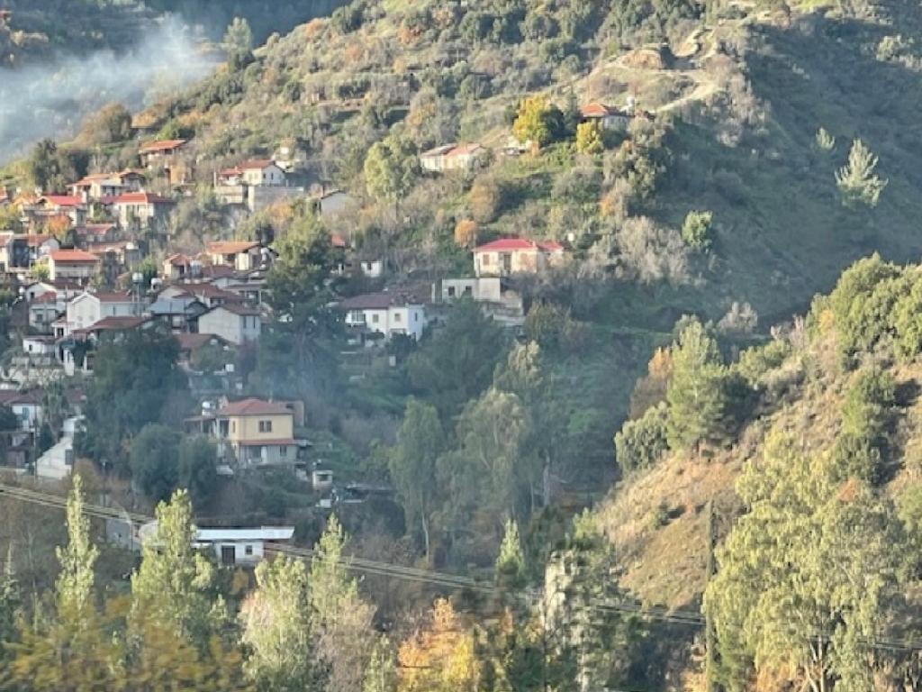 Residential Plot 335 m² - kampos. Nicosia image 3