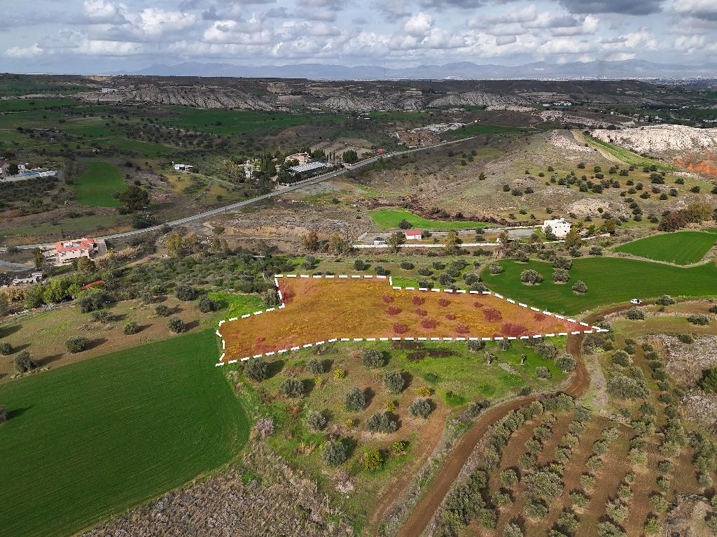 Residential Fields (3) – 5762 m² - Analiontas, Nicosia image 2