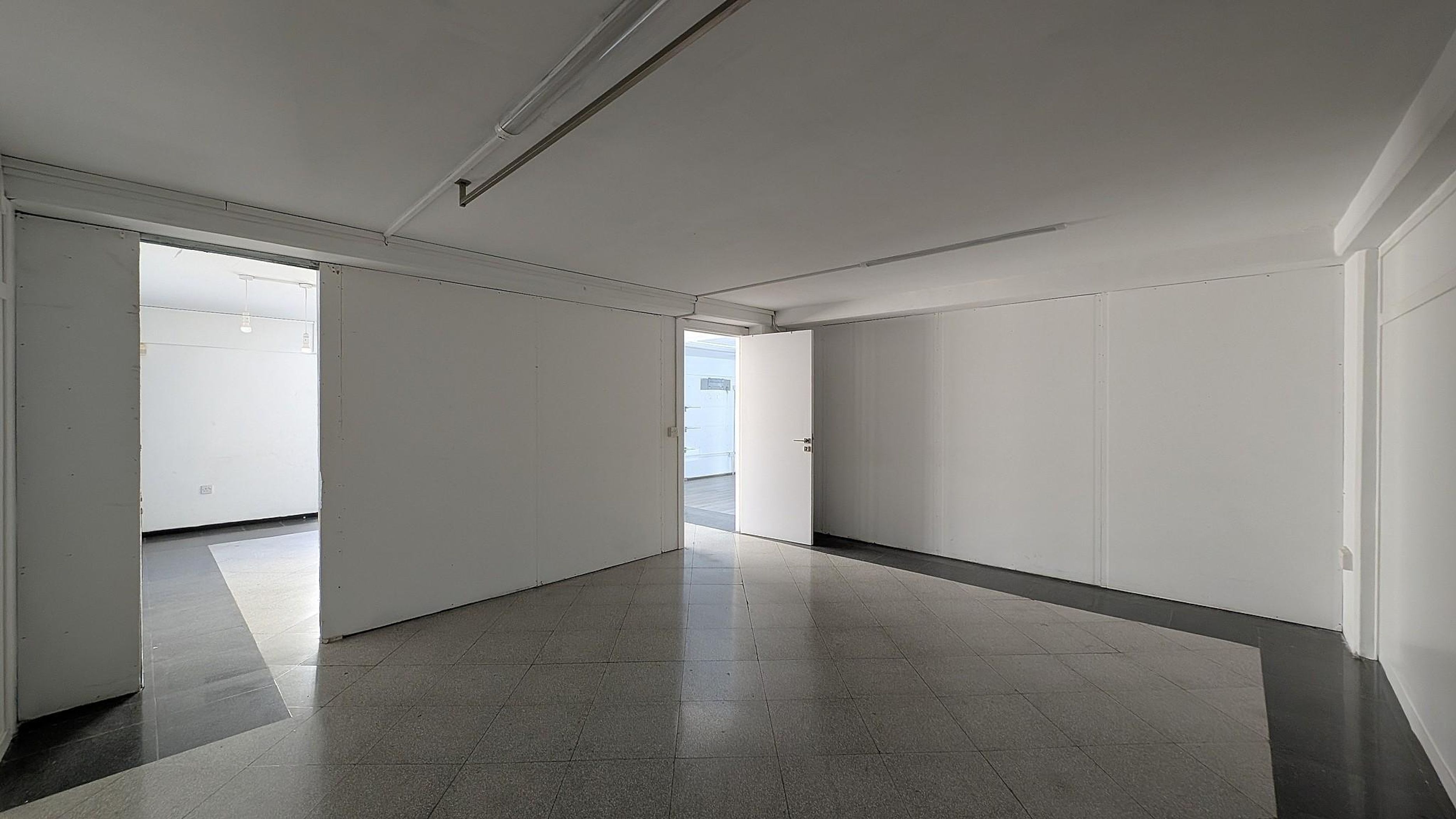 Commercial Building for Sale – Kokkinotrimithia, Nicosia image 7