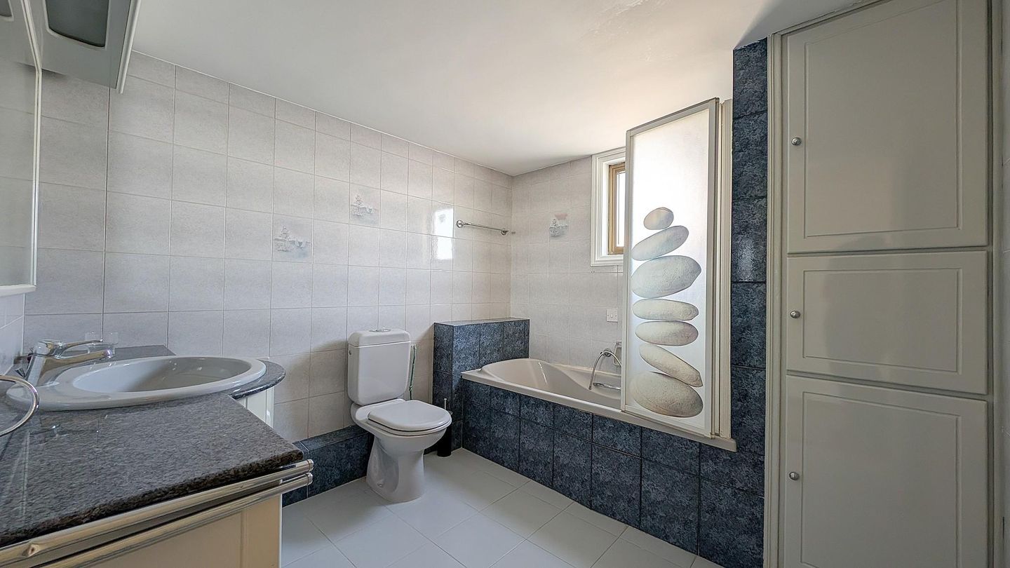 2-Bedroom Apartment, Sotiros Larnaka image 7