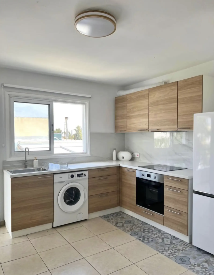 2-bedroom apartment image 6