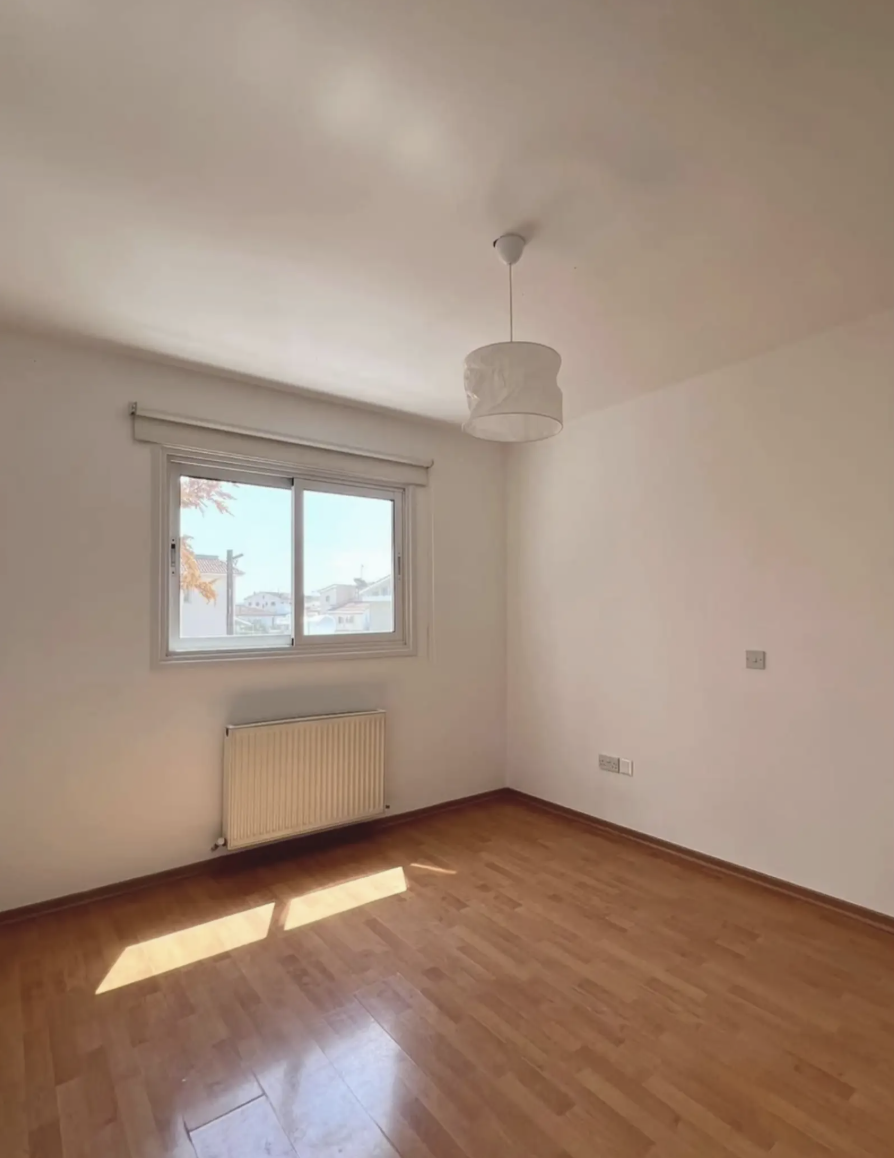 2-bedroom apartment image 3