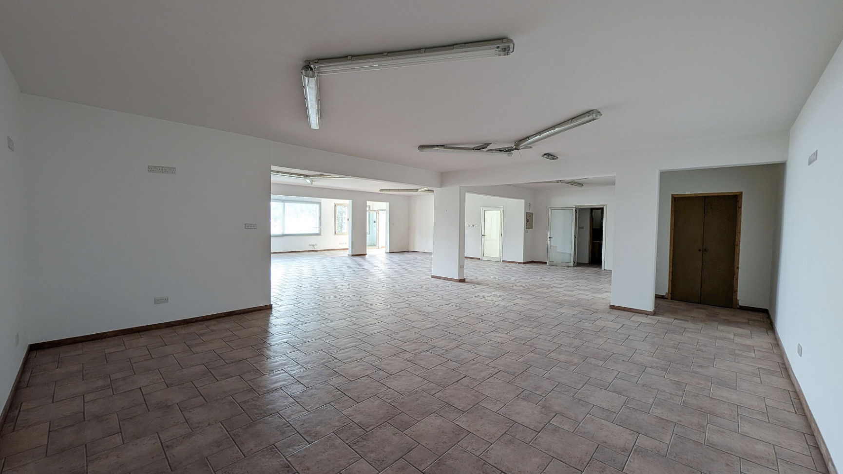 Spacious Two-Storey Residence image 10