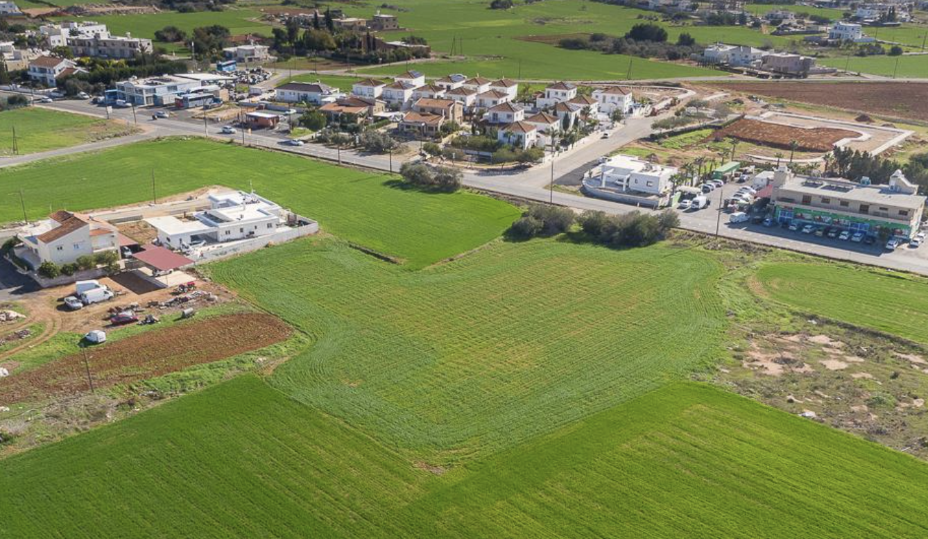 Prime Residential Land - Deryneia, Famagusta District image 7