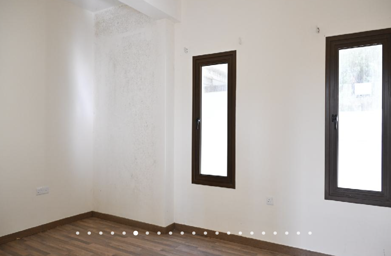 Luxury Five-Bedroom Detached Villa image 19