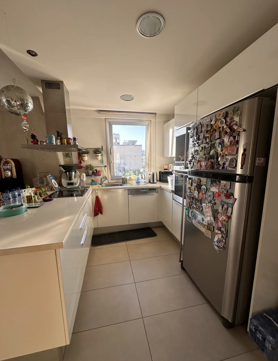 2-bedroom apartment image 8