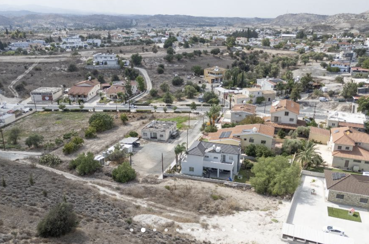 COMMERCIAL / RESIDENTIAL FIELD FOR SALE - LYMBIA, NICOSIA image 4
