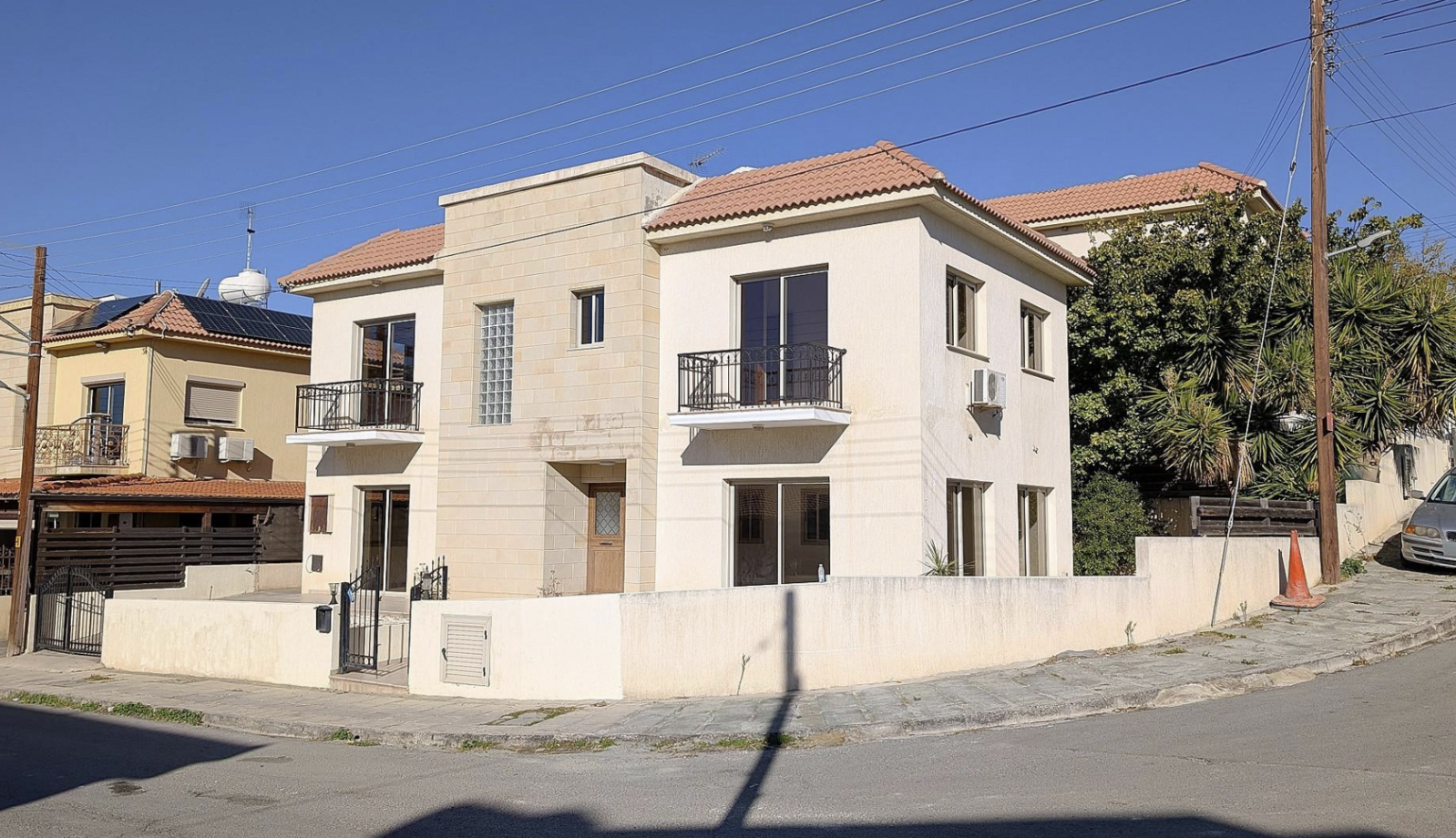 Two-Storey Detached Luxury Home image 6