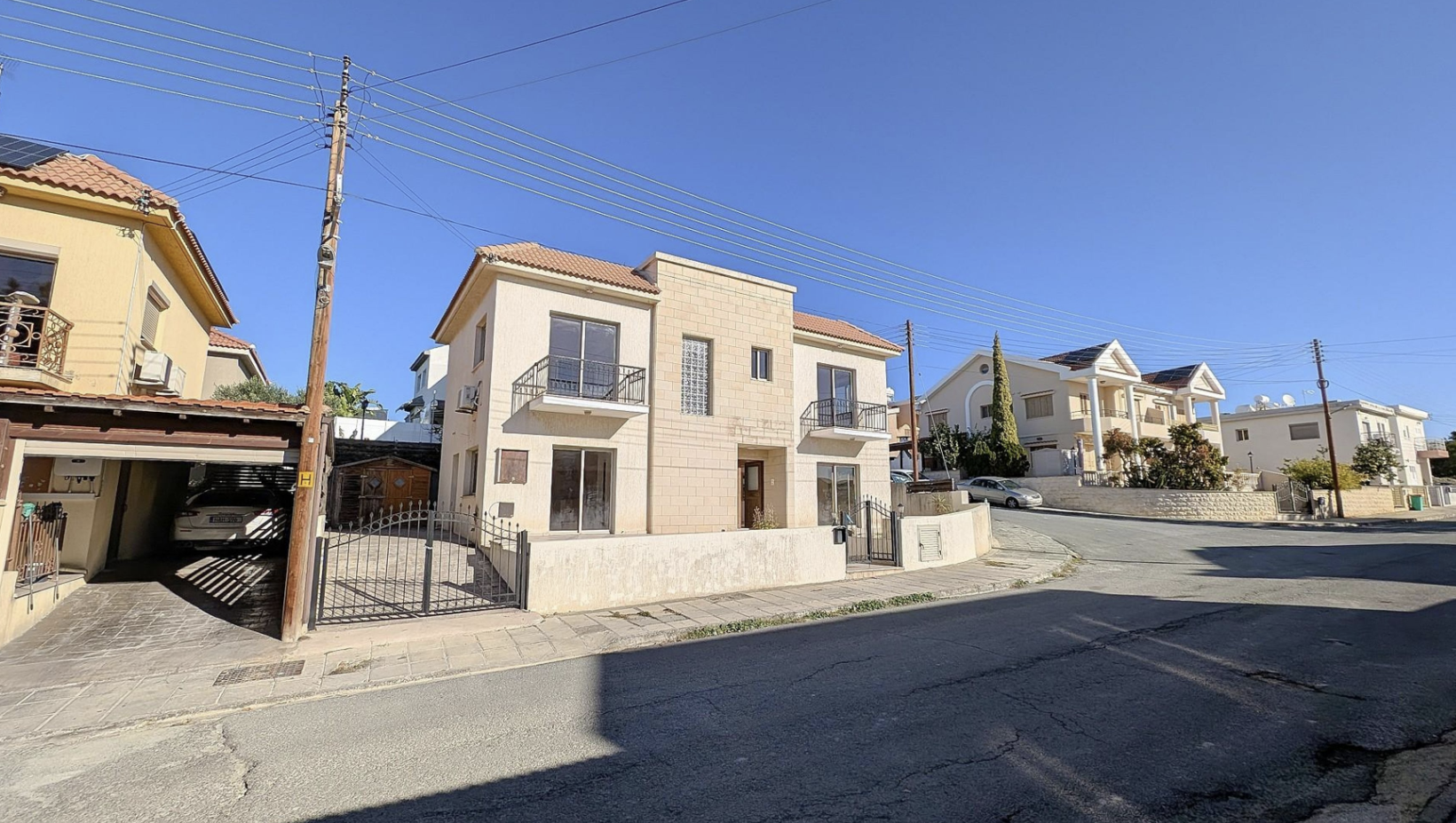 Two-Storey Detached Luxury Home image 7
