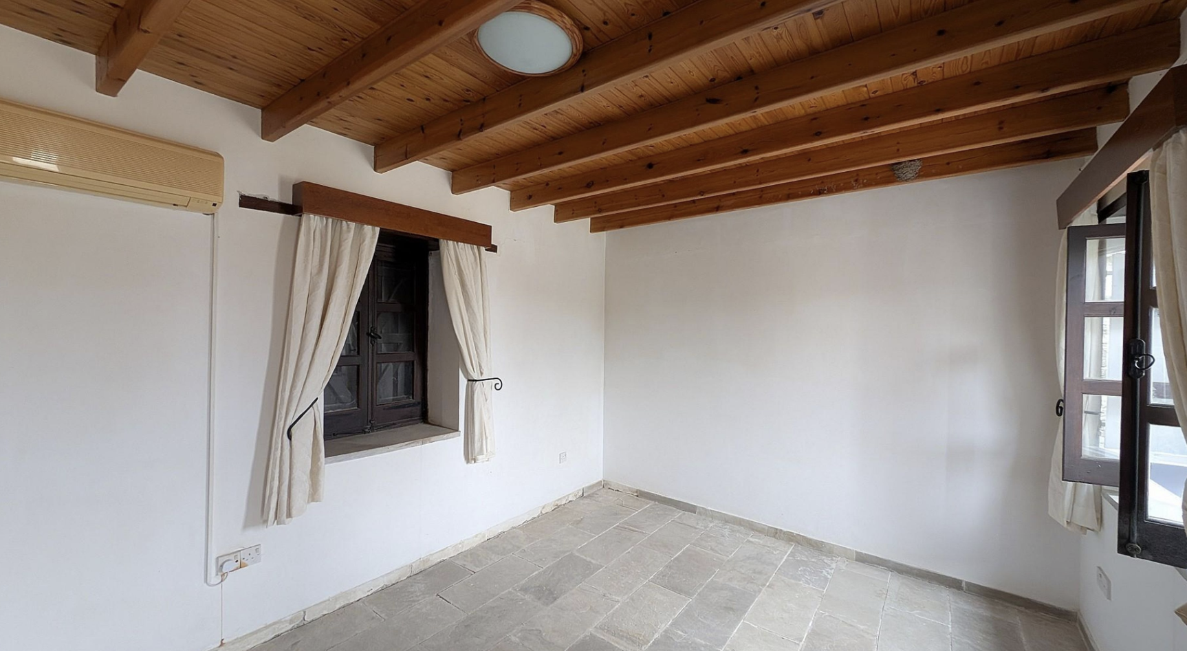 4 Bedroom House -NEO CHORIO, PAPHOS image 5