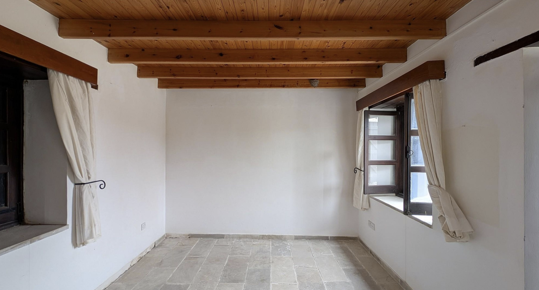 4 Bedroom House -NEO CHORIO, PAPHOS image 6