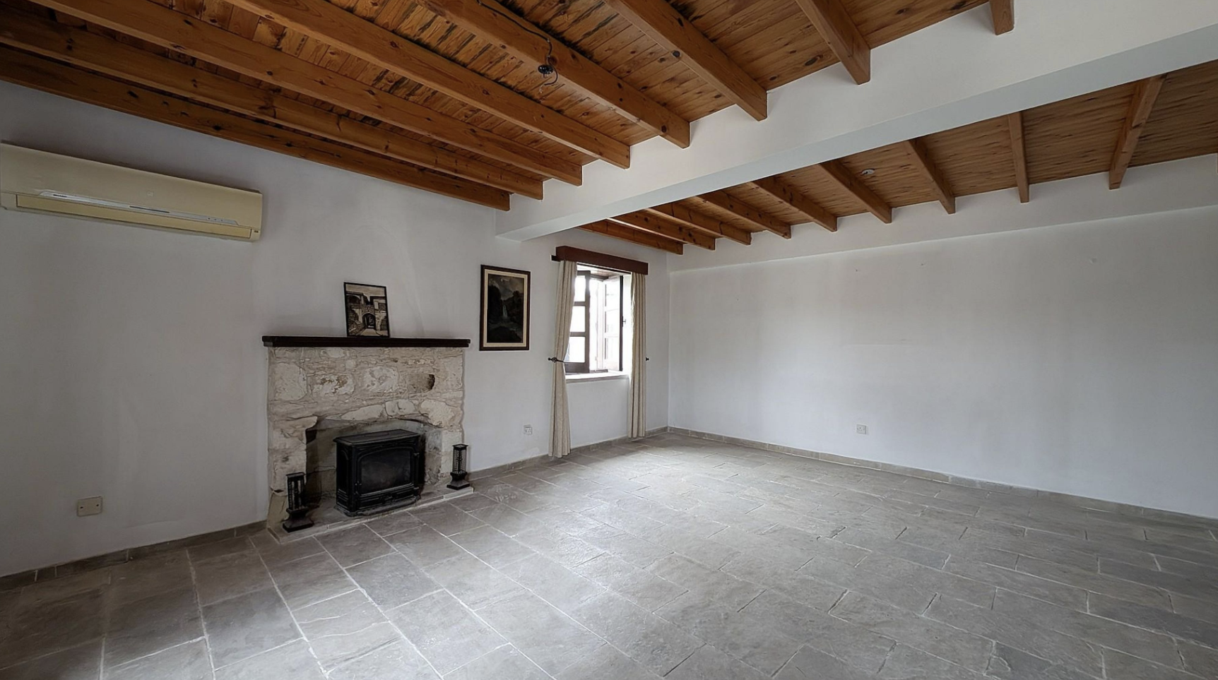 4 Bedroom House -NEO CHORIO, PAPHOS image 8