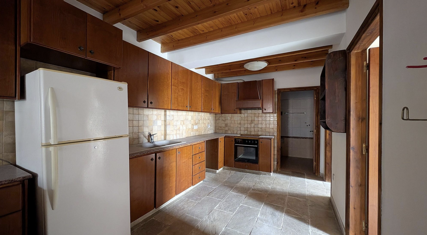 4 Bedroom House -NEO CHORIO, PAPHOS image 12