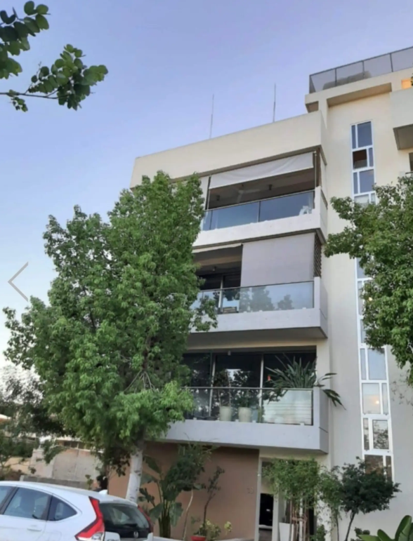 Πωλείται Ευρύχωρο Διαμέρισμα 2 Υπνοδωματίων – Λευκωσία image 2