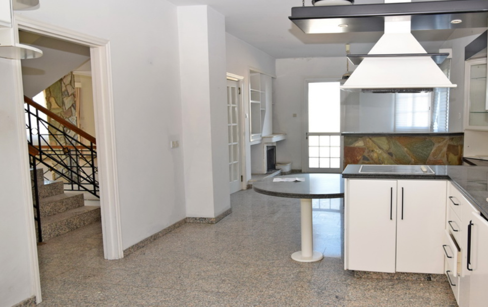 Four-Bedroom House in Egkomi, Nicosia image 8