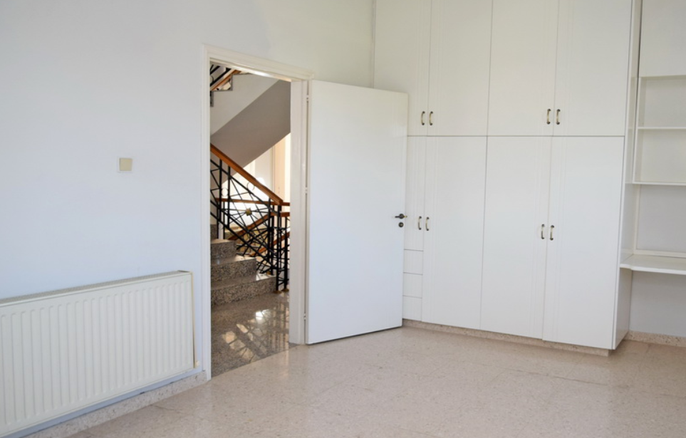 Four-Bedroom House in Egkomi, Nicosia image 11