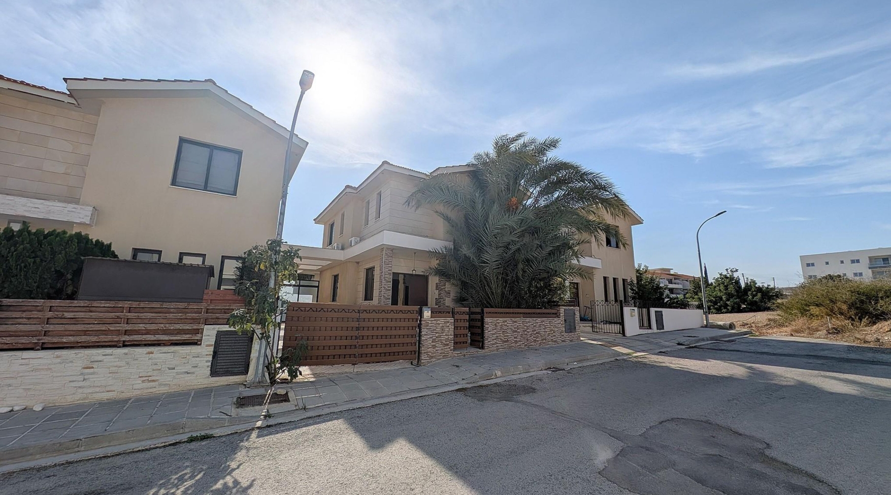 Two-Storey Detached House with Swimming Pool in Oroklini, Larnaca image 5