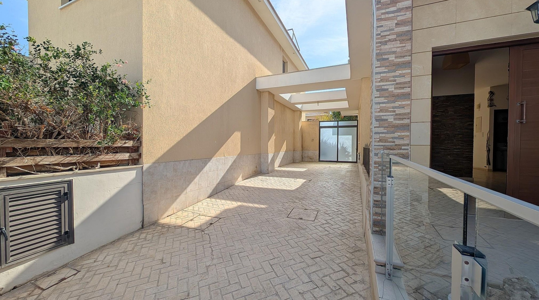 Two-Storey Detached House with Swimming Pool in Oroklini, Larnaca image 23