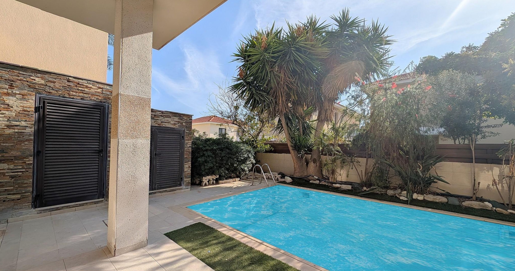 Two-Storey Detached House with Swimming Pool in Oroklini, Larnaca image 24