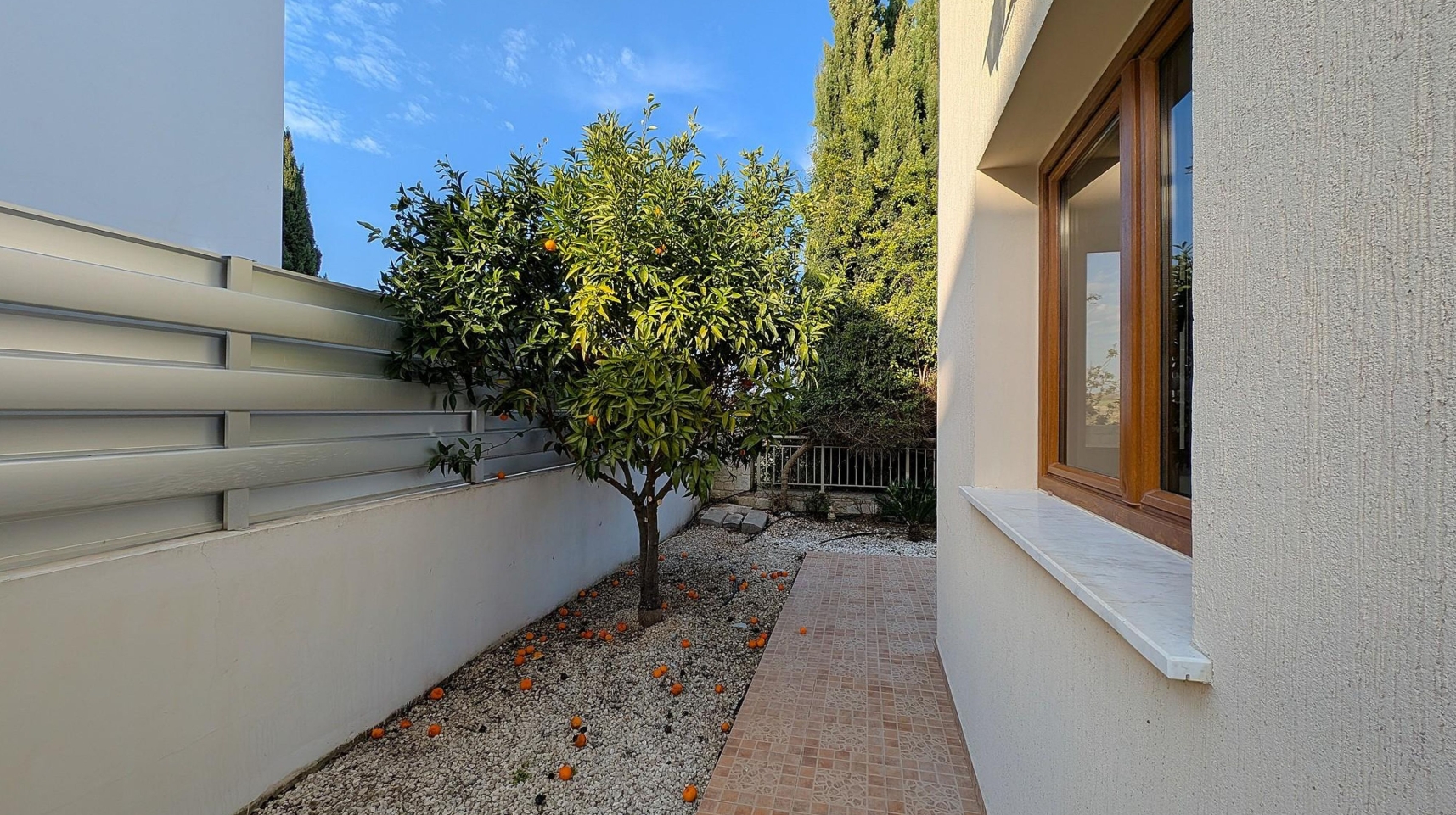 Elegant two-storey detached villa in the sought-after hillside community of Tsada, Paphos. image 11