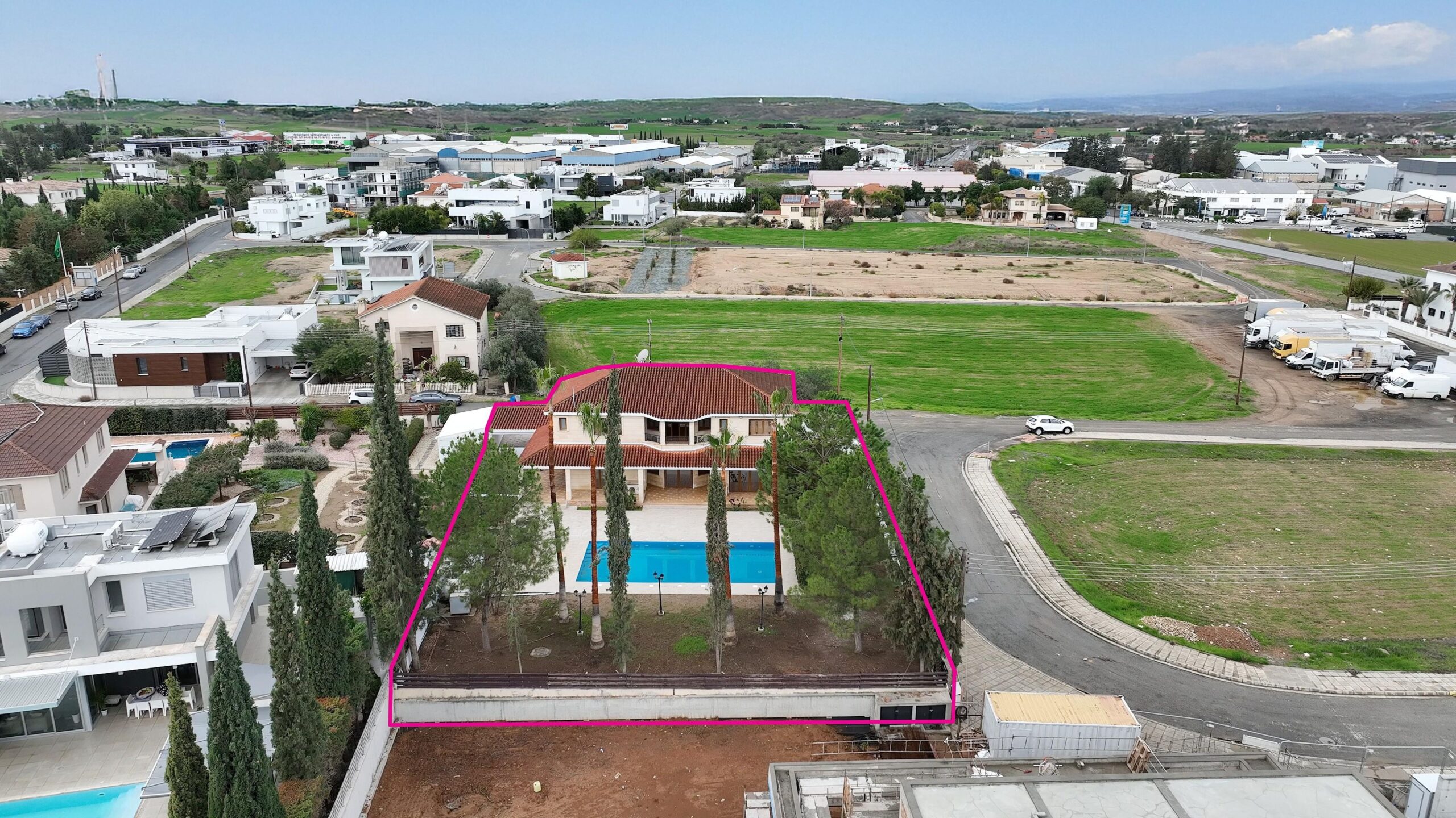 Luxury Two-Storey Mansion - Latsia (Agios Georgios), Nicosia image 25