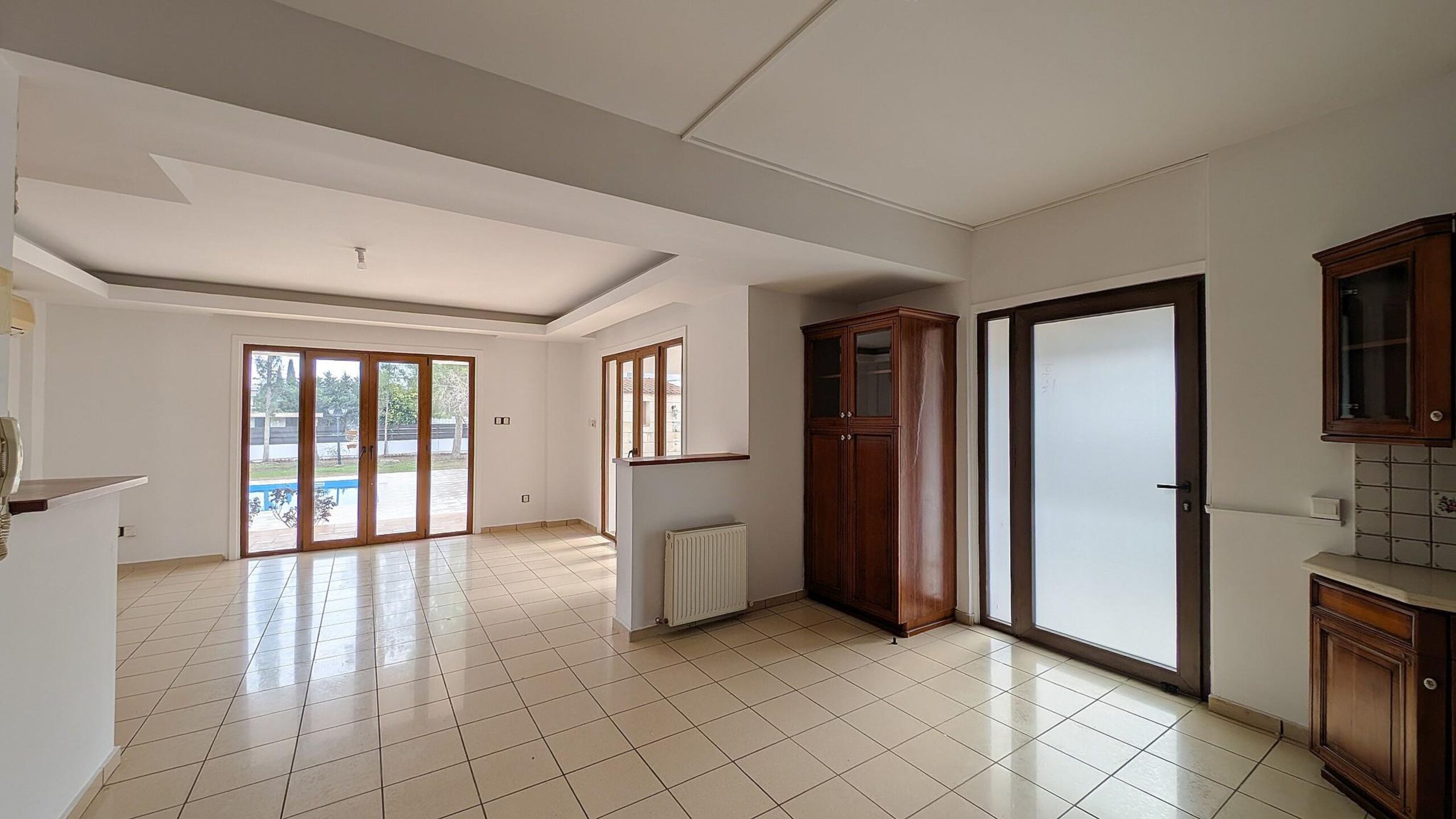 Luxury Two-Storey Mansion - Latsia (Agios Georgios), Nicosia image 28