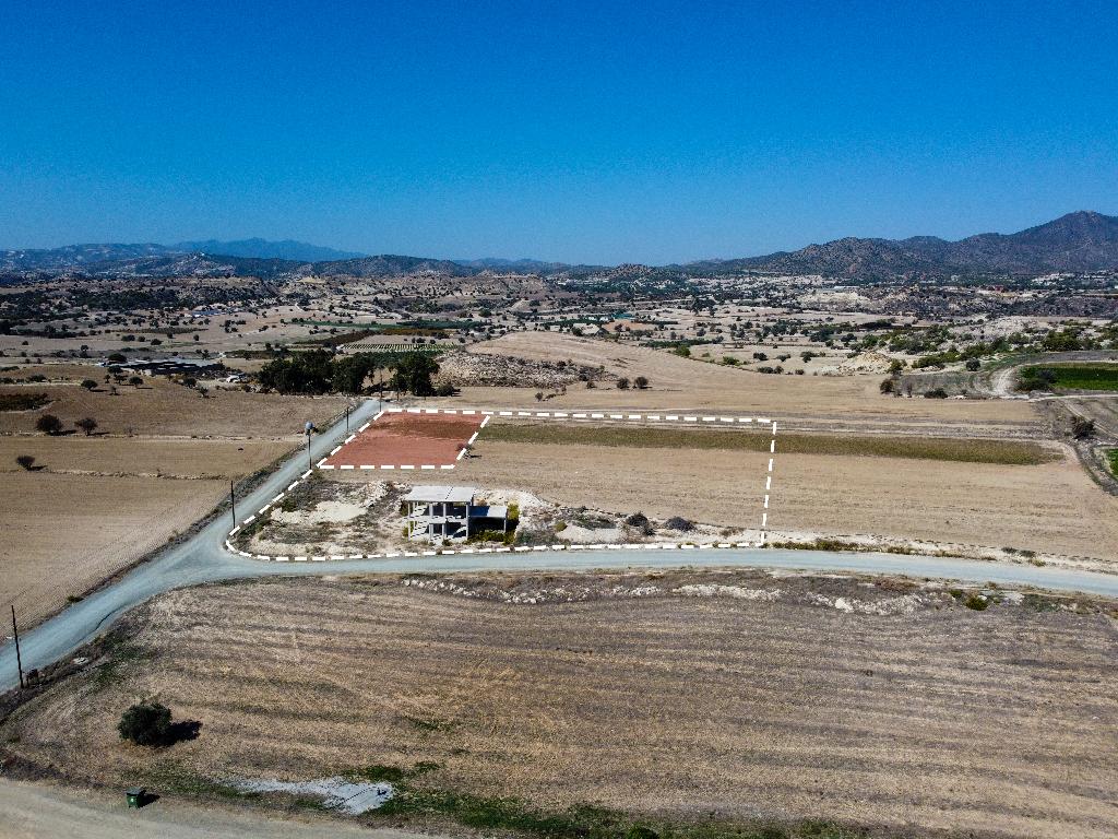 1/6 Share Residential Field for Sale in Anafotida, Larnaca image 5