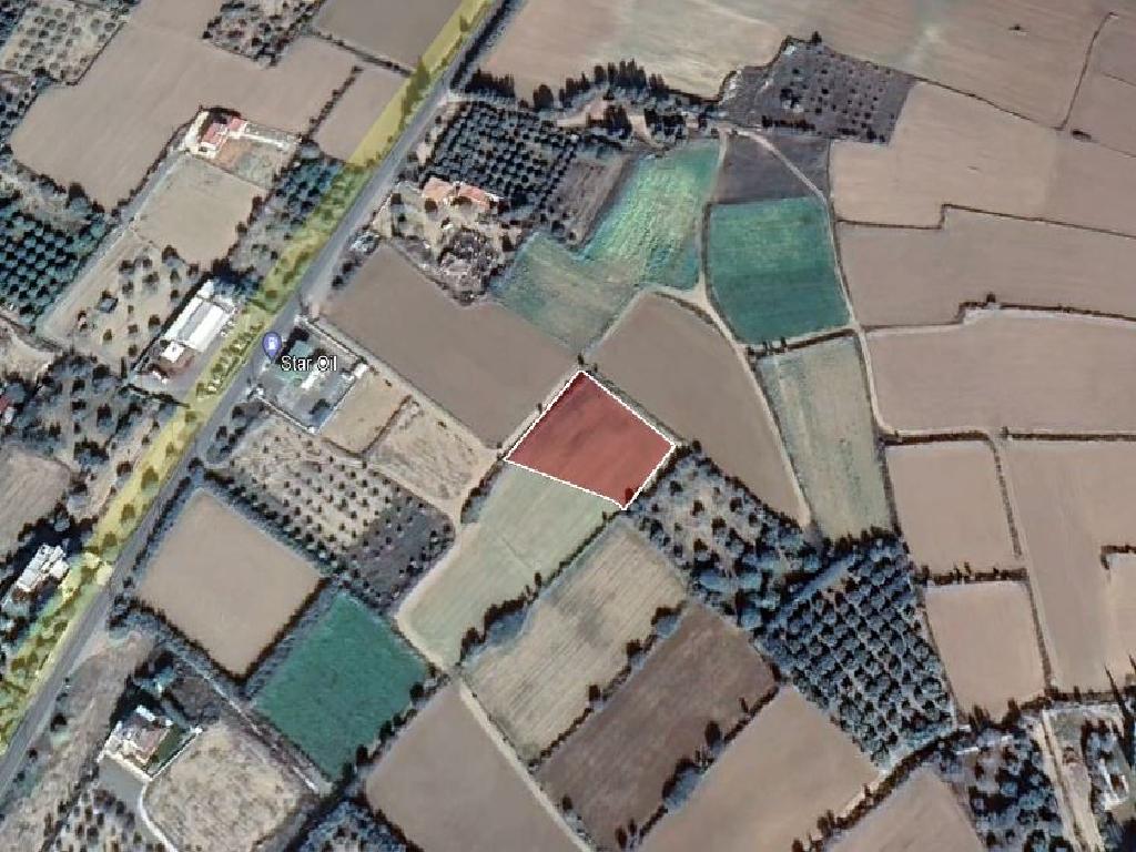 Residential Field for Sale – Pera Oreinis, Nicosia