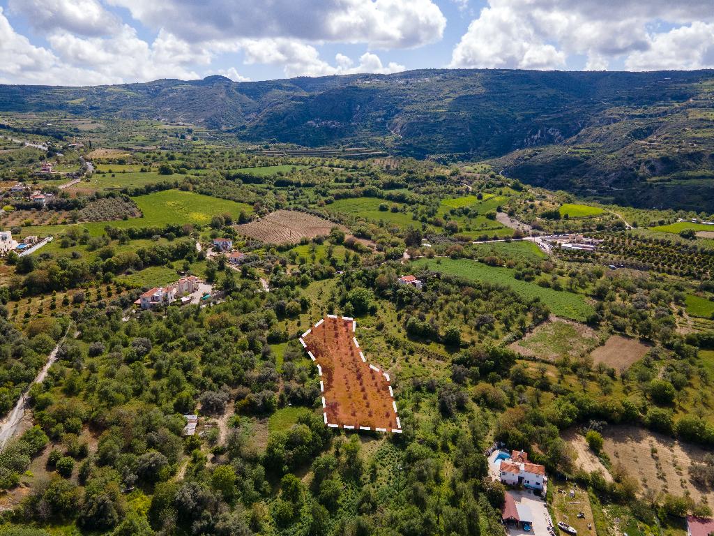 Οικιστικό Χωράφι στη Γιόλου, Πάφος image 2